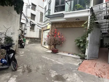 Bán nhà ngọc thuỵ 6 tầng thang máy gần trường việt pháp công viên khai sơn vị trí kinh doanh