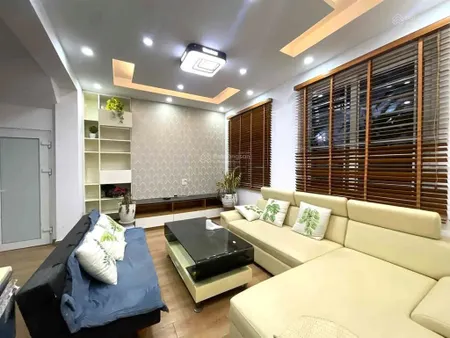 Siêu phẩm! bán nhà 74m, mt siêu rộng 9.6m, gần mặt phố, hồ hoàng cầu, tặng gpxd 9 tầng