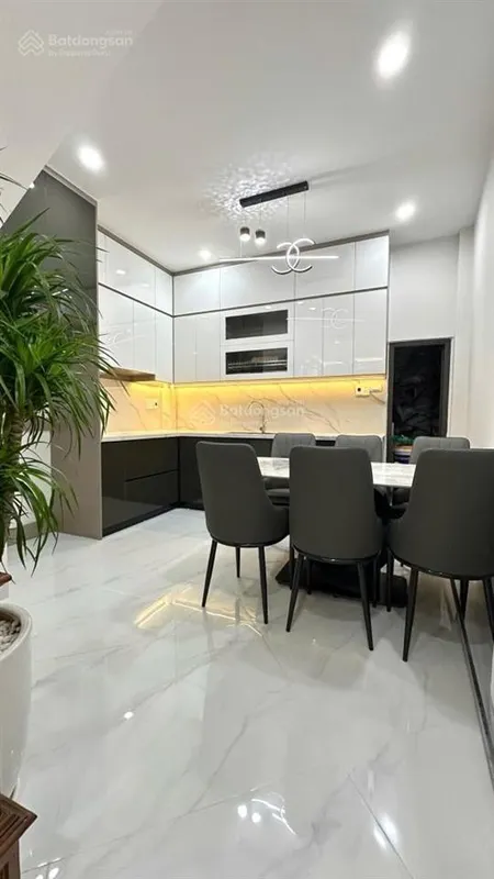 Nhà đẹp ngõ to trung tâm hai bà trưng 41m² x 4t mt 3.6m 10.35 tỷ,dân xây