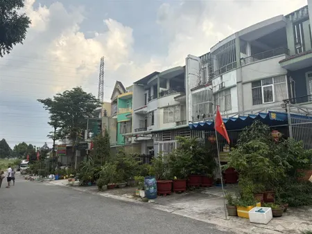 Bán biệt thự hàng hiếm tại đường nf1, chánh phú hòa, bến cát, bình dương, 2,3tỷ, 150m2