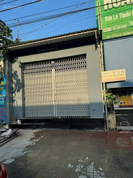 Hạ 100 tr bán mặt bằng kinh doanh mặt tiền đường đ. hai bà trưng, mặt bằng đang cho thuê 14tr/th
