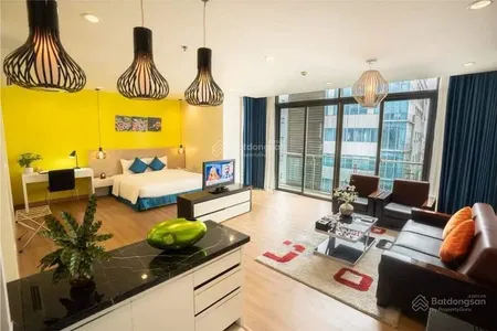 Bán gấp khách sạn phố duy tân 850m2 x 15 tầng mặt tiền 18m doanh thu 24 tỷ/năm