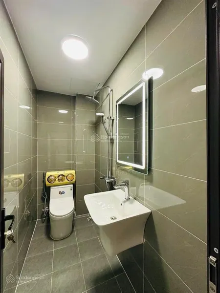 Nhà nguyễn đổng chi dt 36m2, 4 tầng, dân xây, nội thất sịn, chủ cần bán nhanh