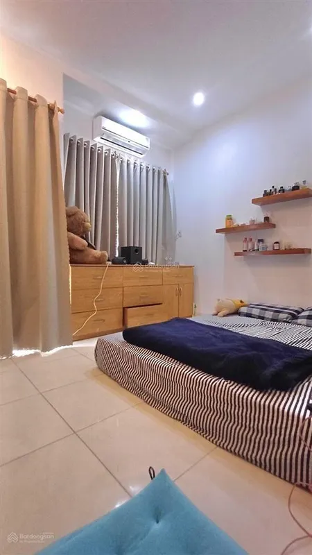 Nhà đẹp ở ngay sát mt phan văn trị p12 bình thạnh gần chợ bà chiểu 40m2 2pn nhỉnh 6 tỷ.