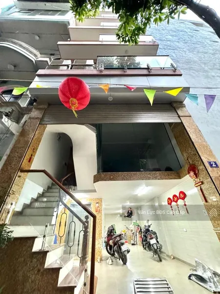Bán tòa vp 8 tầng thông sàn oto đỗ cửa ,60m mặt tiền 5m tại cầu giấy siêu đẹp giá 24 tỷ