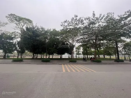 Chính chủ cần bán căn biệt thự mặt hồ 16ha thành phố giao lưu, diện tích 241m2 giá 115 tỷ