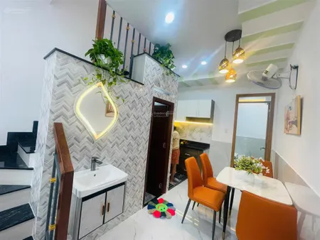 Nhà mới đẹp 3 phòng ngủ đúc cứng cáp đủ nội thất đường thống nhất khu dân trí