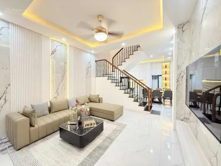 Bán nhà tứ hiệp nằm ngay gần quốc lộ 1a nhà mới đẹp lung linh 38m2 7tỷ có tl