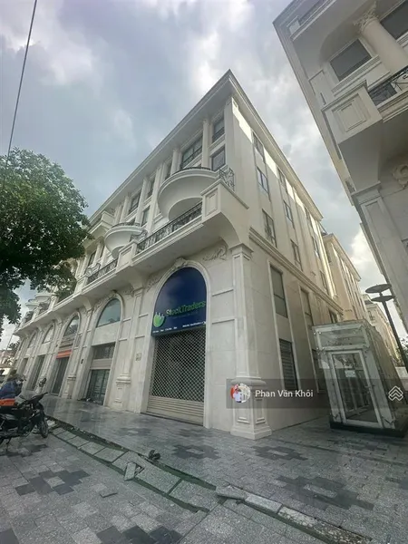 Nhà bán khu royal vạn phúc kđt city giá tốt cần tìm nhà đầu tư cam kết đầu tư sinh lời ngay