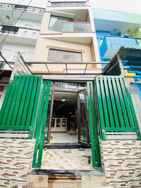 Hot! nhà 4 tầng btct mới ở ngay q8, 42m2 (3.6x12m), 4pn, full nội thất, sát mặt tiền, 4.85 tỷ