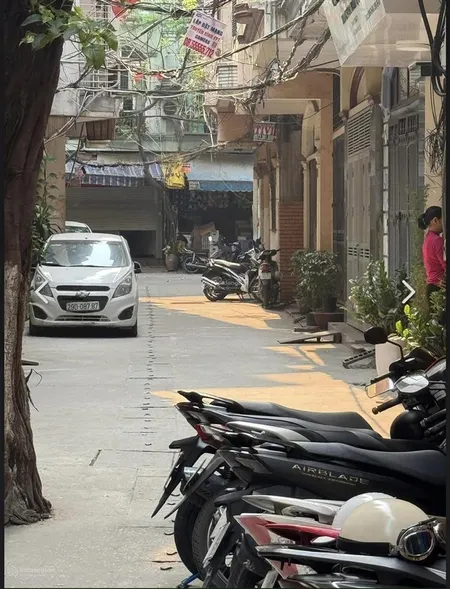 Bán siêu phẩm ba đình sáu tầng thang máy ô tô đỗ cửa hai thoáng trước sau kinh doanh dòng t