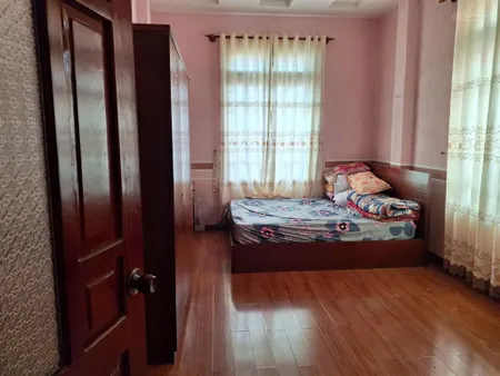Bán biệt thự cách hồ xuân hương chỉ 500m, khu yersin sang xịn 223m2 ngang 13m giá 16 tỷ