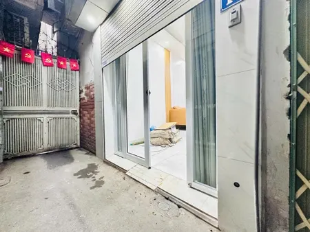 Nhà Văn Chương - 5 tầng 5,48 tỷ - Lõi ĐỐNG ĐA - GẦN PHỐ - TẦM TIỀN HIẾM - CÔNG NĂNG DỈNH - TẶNG FULL NỘI THẤT - NGÕ XE MÁY TRÁNH NHAU