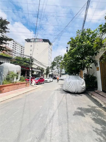 Siêu đẹpsót duy nhất 1 lô đất full thổ cư ( 4*15m) khu dân trí cao gần ga metro 5 ty nhỉnh