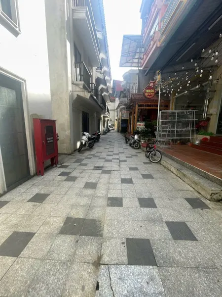 BÁN NHÀ TRUNG TÂM PHỐ CỔ SAPA  NGÕ 20 TUỆ TĨNH