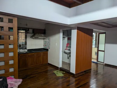 Cho thuê căn hộ duplex tầng 5 ngõ 85 Trường Chinh, 40m2 x 2 tầng, 2 ngủ, 1PK, wc, 10tr/th