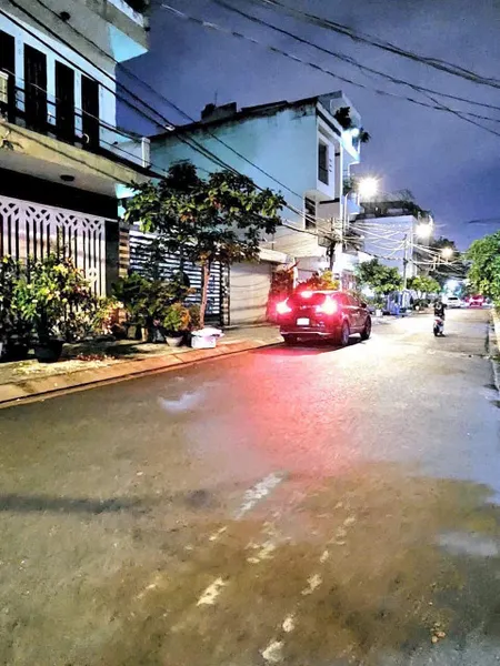 Bán nhà 160m² ngang 8m giá 24 tỷ Phường Tân Hưng