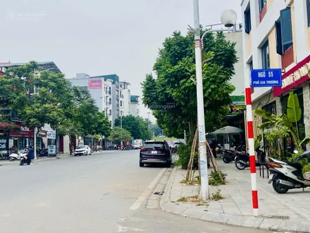 Bán đất gia thượng ngọc thuỵ, 70m2 mt 4.6 9.5 tỷ. gần trường việt pháp, ngõ thông
