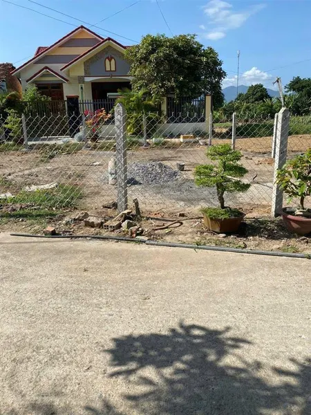 Giá đầu tư 15tr/m2 lô 3 mặt tiền dt 142m2, thôn võ kiện, diên an, khánh hòa