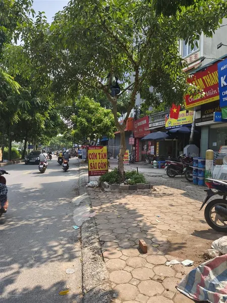 Mặt phố kim giang vỉa hè đá bóng, kd sầm uất với dt 110m2 mặt tiền 4.3m, 32 tỷ, 0962 087 *** c dự