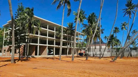 Mặt tiền biển huỳnh thúc kháng, hàm tiến dt 3642m2 có 400m2 thổ cư, 2300m2 thương mại dịch vụ