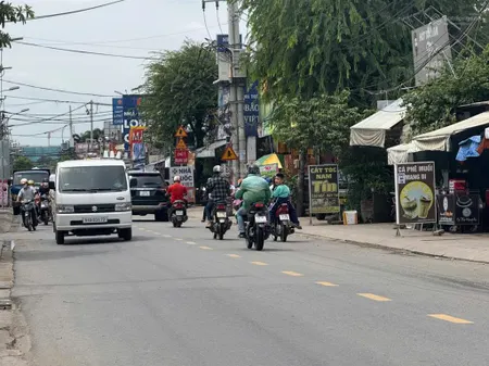 Cgđất mặt tiền nguyễn xiển p. long bình, quận 9