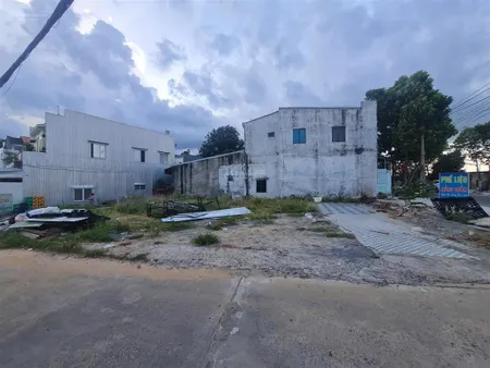 Bán lô 2 mặt tiền đường 7m5, giá bằng lô ống diện tích 240m2 (nở hậu)