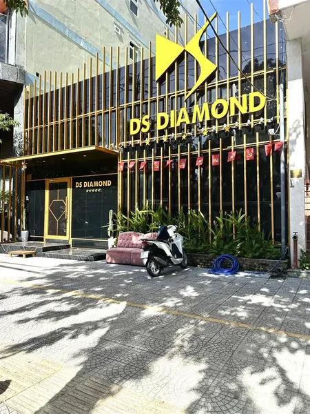 Bán cặp đất 200m2 hai mặt tiền mặt phố hồ nghinh đoạn sầm uất nhất. đang cho thuê 80 tr/tháng