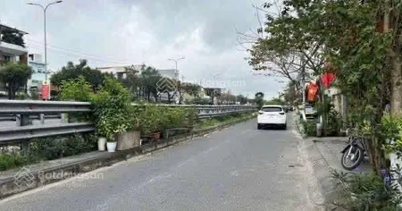 Chính chủ cần bán nhanh lô đất mặt tiền đường trường chinh, giá siêu rẻ