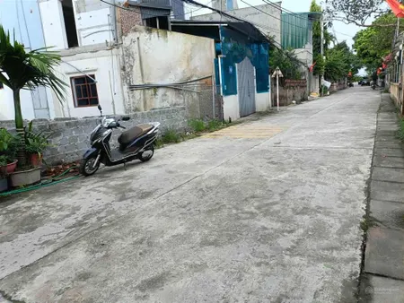 Bán gấp ! lô 84m2, mt 6m trục chính đường 2 ô tô bus tránh kd tự nhiên ( cũ)