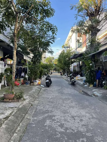 75m2, gần biển, vuông vức, tặng nhà gác lửng, mặt tiền tân thái 8 chỉ 7.2 tỷ sơn trà.