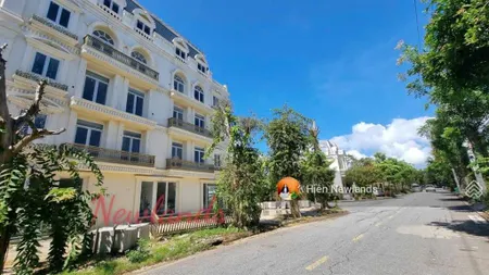 Bán đất biệt thự mặt tiền đường nguyễn lữ dt khủng 270m khu nam việt á sát mỹ đa tây 1
