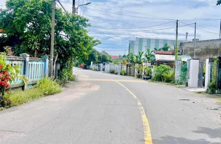 Ở đâu có đất, ở đó có em! nhỉnh 1 tỷ sẵn sổ giáp liền mặt tiền đường huyện 0388 129 ***