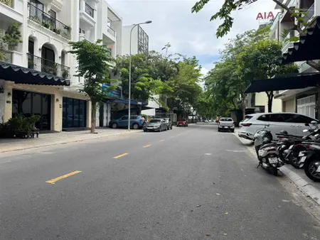 Bán lô đất mặt tiền a2 vcn phước hải diện tích 120m giá 105 tr/ m2 đường 20 m hướng đông