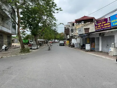 Bán lô đất đấu giá làng cam, cổ bi, gia lâm, 2 mặt tiền, đường rộng 13m có vỉa hè giá chỉ 105tr/m