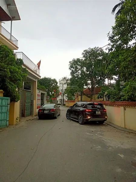 Đất hiếm, lô góc 3 mặt tiền gần vin cổ loa, trung tâm triển lãm quốc gia