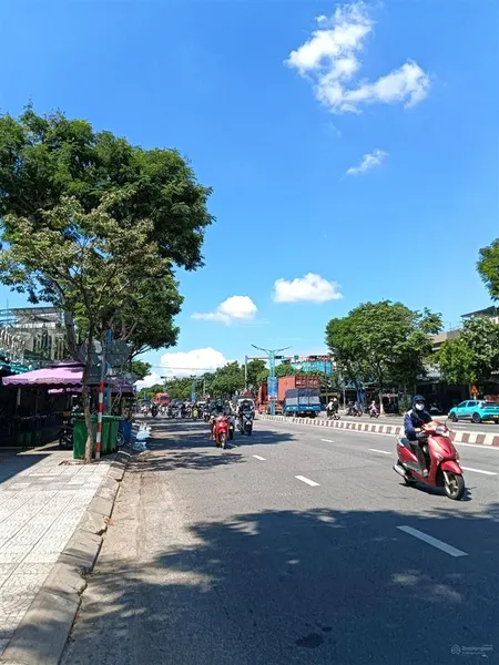 Hot hot bán đất mặt tiền lê đại hành,cẩm lệ ,đà nẵng 100m2,giá 1otỷ