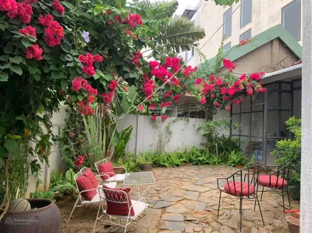Bán gấp lô đất biển mỹ khê 2 mặt tiền cực hiếm, đường chế lan viên, ngang 14m, cách biển chỉ 300m