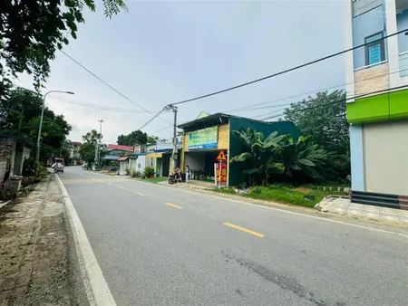 150m2 trục chính kinh doanh, full thổ cư, mặt tiền 7m đối diện cổng trường đại học