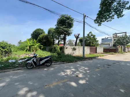 Cần bán gấp 955m đất mặt tiền hẻm 154 đường vườn lài giá 40 tỷ