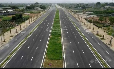 Bán nhanh lô đất mặt tiền đ tây thăng long giá chỉ 185tr/m2 thương lượng