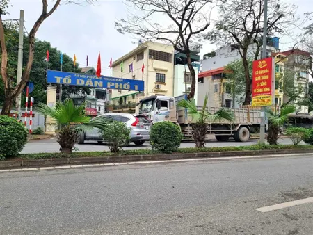 Bán đất huỳnh tấn phát, thạch bàn, 78m2, mt 4.21m, giá 21 tỷ, ô tô tránh, vỉa hè rộng, kinh doanh