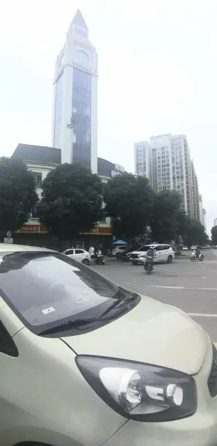 5 tầng thang máy tại Văn Phú 12 tỷ