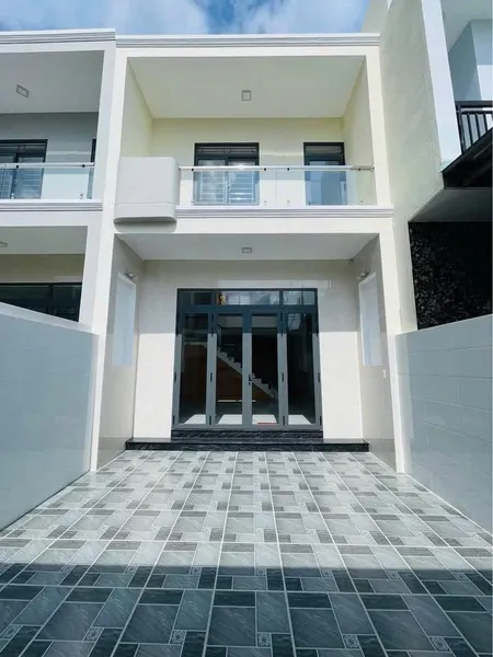 hạ giá 200 triệu bán gấp nhà 1 lầu 1 trệt gần KDL Bửu Long, Gần công an Tân Triều, Gần chợ gần trường học..