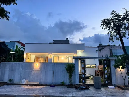 Nhà vườn view biển Nguyễn Tất Thành Đà Nẵng.