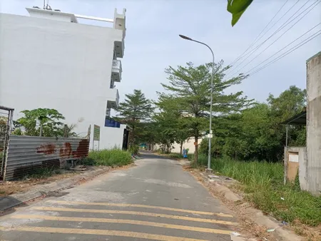 Đất KDC Rạch Tôm Lê Văn Lương, DT 106m giá 3.7 tỷ