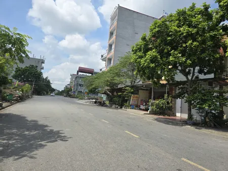 Bán đất mặt đường thiên nam khu thái bảo phường nam sơn 180m2 mặt 5m giá 6,65 tỷ
