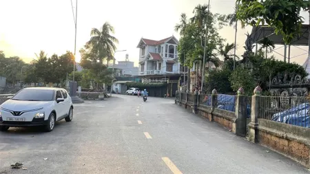 Rẻ 3 giá so với xung quanh lô đất 109m2 full thổ, 500m ra quốc lộ 21 , đường xe tránh giá 3,1 tỷ