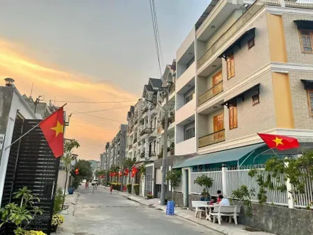 Bán lô đất khu dân cư 76 lê văn chí đường xe tải thông ngay bệnh viện đa khoa thủ đức cực kì hiếm