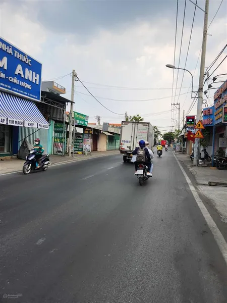 Bán 1500m2 đất thổ cư, 22x55m. đường thông, xe tải lớn chạy thoải mái